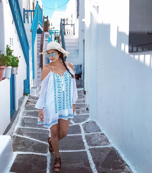 afdc95 1518f6e967704eab9a3e7b23c4c55c26mv2